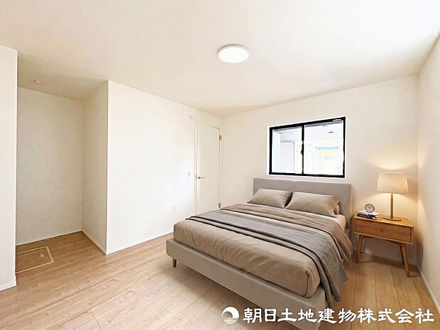 風・日当たり良好で、窓を開けるとすこやかな風が吹き抜けます。