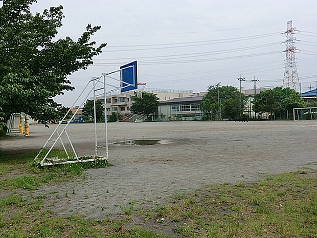稲城市立稲城第六小学校まで約600m