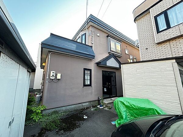 detached 青森県青森市沖館５丁目28-3
地図を見る