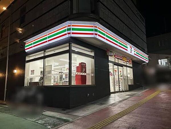 セブンイレブン川崎百合丘店まで903m