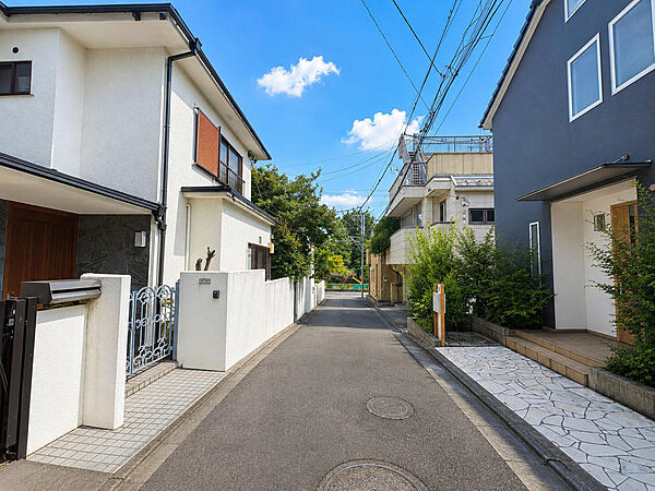 【【ホームズ掲載物件の《一括問合せ》対応店♪】】比較検討もまとめてお任せください♪掲載中の物件はまとめてのご紹介も可能です♪住宅ローンや資金計画、物件選びまで住まい探しをトータルでサポートいたします♪