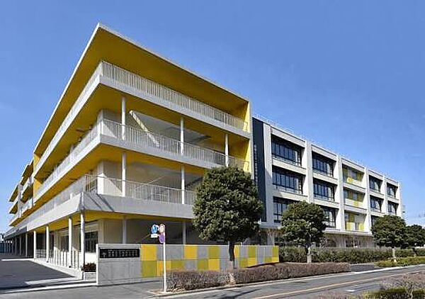 葛飾区立高砂小学校まで723ｍ