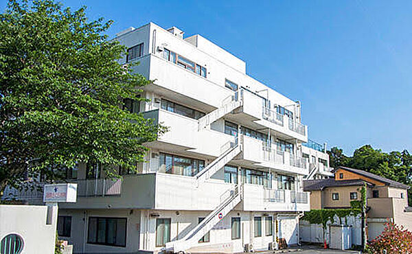 康心会湘南さくら病院まで452m