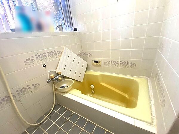 「浴室」■足も伸ばして浸かれる湯船でゆったり日々の疲れも癒して頂けますね♪
