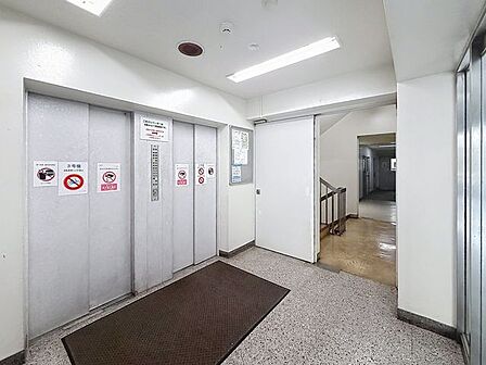 エレベーター2基