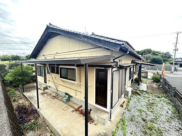 別角度から見た外観です！