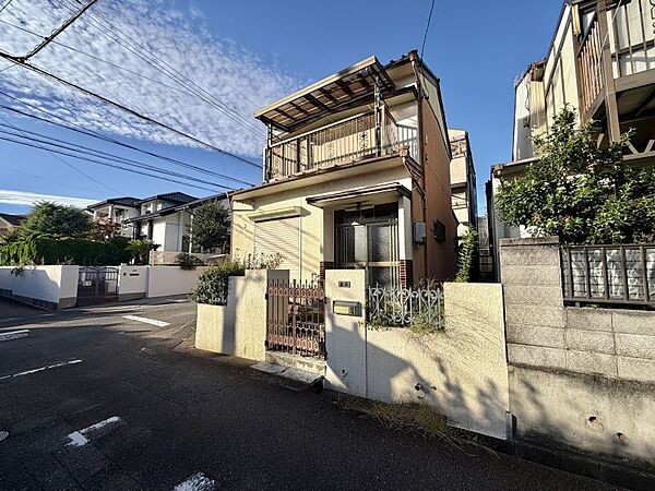 周辺は交通量が少なく、お子様やご高齢のご家族にも安心です♪