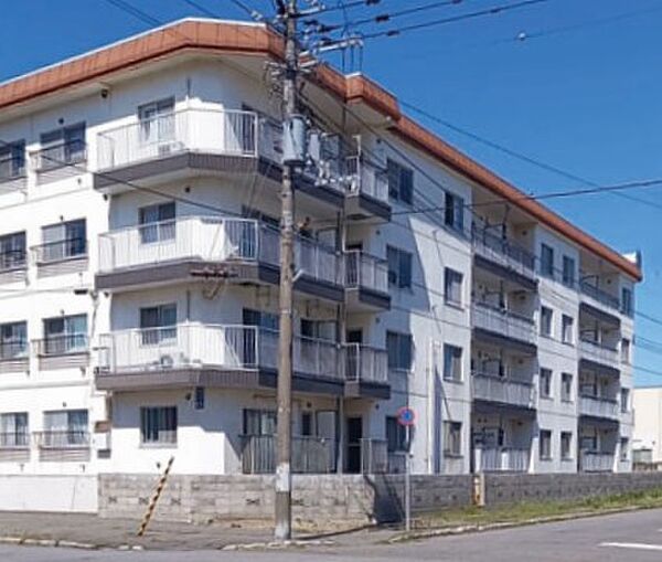 apartment 北海道滝川市本町３丁目
地図を見る