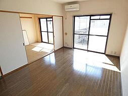 パークヒル飯山満 2階3LDKのリビング/ダイニング