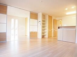 ソレイユ 2階2LDKのリビング/ダイニング