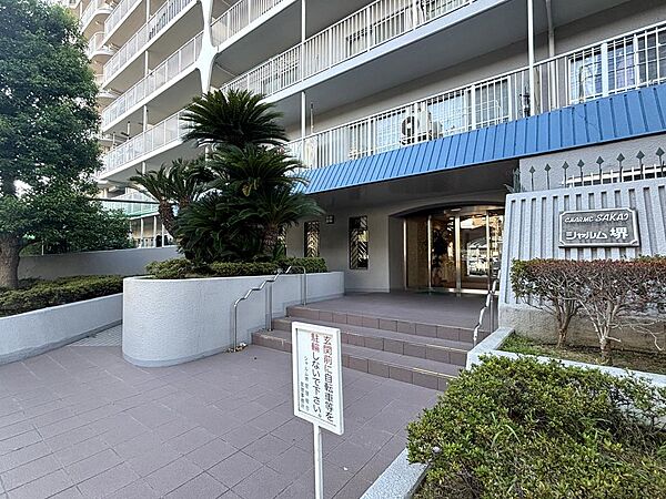 エントランスを拡大表示