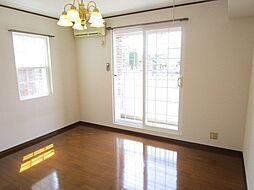 サニーK 105 1階1Kのリビング/ダイニング