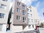 白石駅より徒歩6分 3階 築8年9ヶ月の賃貸物件