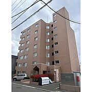 新道東駅より徒歩9分 4階 築28年4ヶ月の賃貸物件