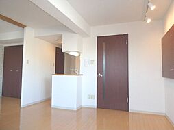 ティーケイ南郷 1LDKの写真