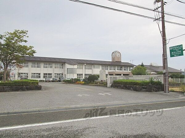 画像20:高月小学校まで350メートル