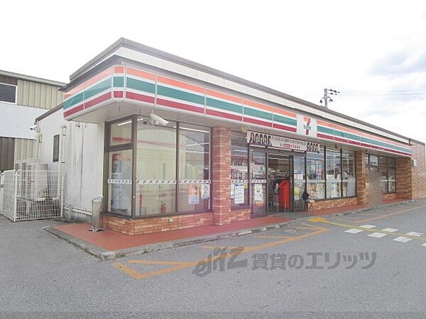 画像21:セブンイレブン　長浜球場前店まで130メートル