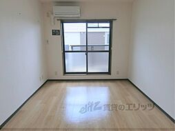 アースマーシーマンション 212 1階1Kのリビング/ダイニング