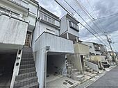 京都市山科区西野山中鳥井町 4階建 築33年のイメージ