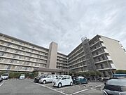 新田駅より徒歩6分 6階 築46年7ヶ月の賃貸物件