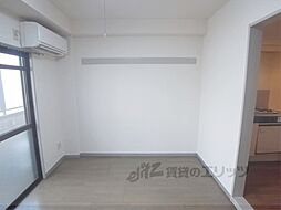 グラシィオ中久世 1階1Kのリビング/ダイニング