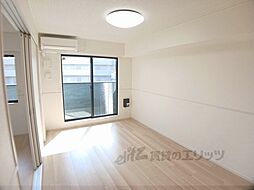 JR東海道・山陽本線 長岡京駅 徒歩35分の賃貸アパート 2階1LDKのリビング/ダイニング