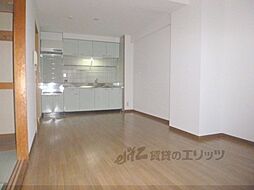 サン・フローラ 303 3階2LDKのリビング/ダイニング