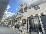 藤森駅より徒歩6分 築27年 3階建の賃貸物件