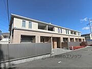 JR三山木駅より徒歩11分 築9年8ヶ月 2階建の賃貸物件