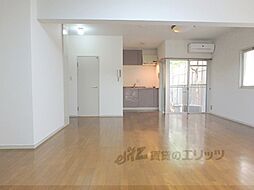 京都市営烏丸線 十条駅 徒歩5分の賃貸マンション 1階ワンルームのリビング/ダイニング