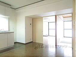 サン・フォーレスト 105 1階3LDKのリビング/ダイニング