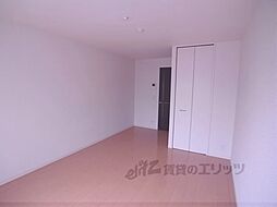 アウドムラ 207 2階1Kのリビング/ダイニング