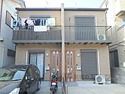 三室戸駅より徒歩9分 築12年9ヶ月 2階建の賃貸物件