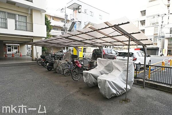 共用部 バイク置き場