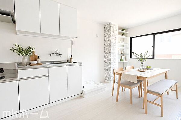 ※家具はCGイメージ画像です。爽やかなダイニングキッチン空間が日々の生活を優しく彩ります！