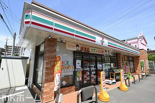 セブンイレブン習志野本大久保南店 徒歩10分。 750m