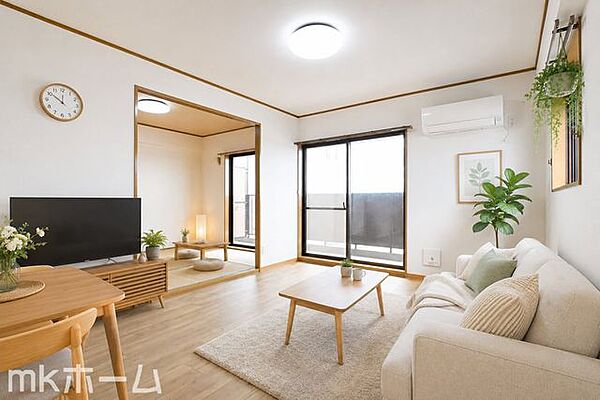 ※家具はCGイメージ画像です。光あふれる開放的なリビングは自然と家族が集まる空間！