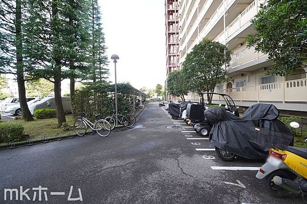 共用部 バイク置き場
