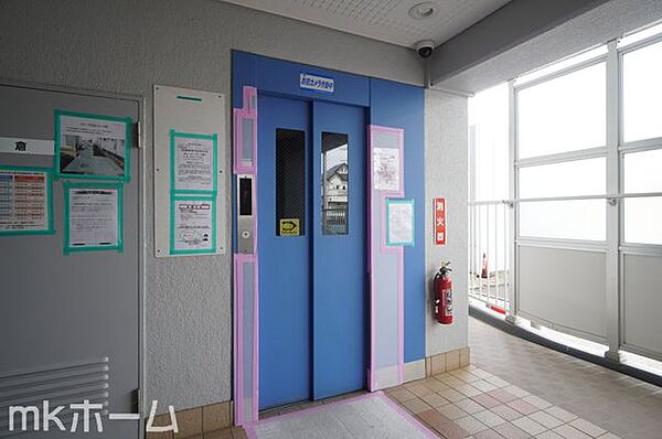共用部 エレベーターホール