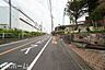 外観：前面道路
