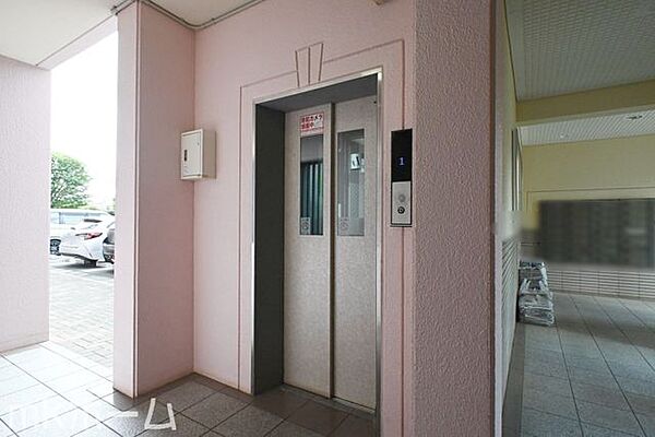 共用部 エレベーターホール