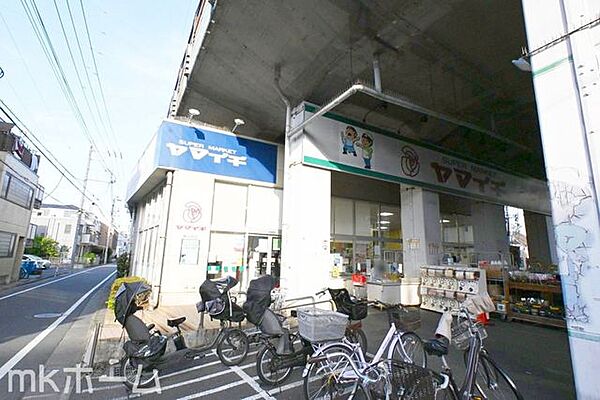周辺環境も充実のエリアです。