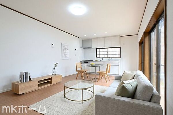 ※家具はCGイメージ画像です。光あふれる開放的なリビングは自然と家族が集まる空間！