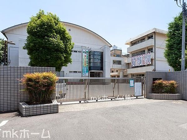 松戸市立第四中学校 徒歩10分。 730m