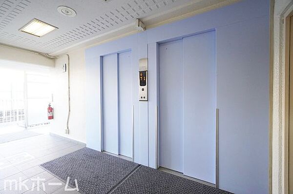 共用部 エレベーターホール