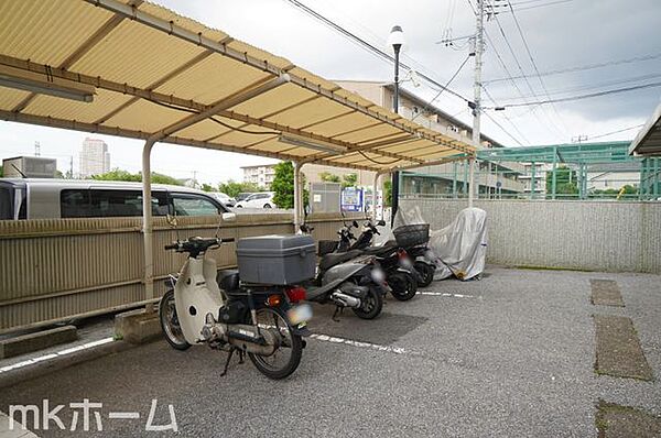 共用部 バイク置き場