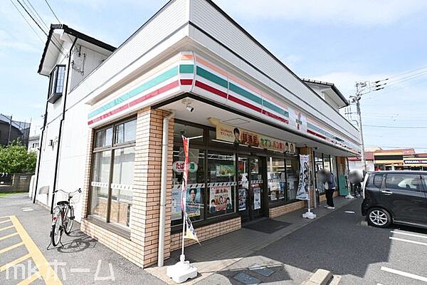 セブンイレブン千葉草野店 徒歩12分。 930m