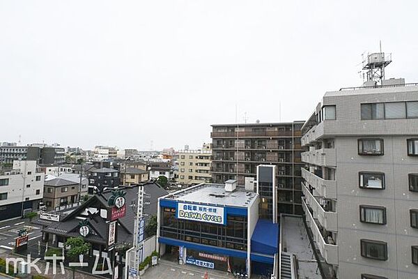 抜けるような眺望はマンションならではですね！高層階ならではの眺望をご堪能下さい！