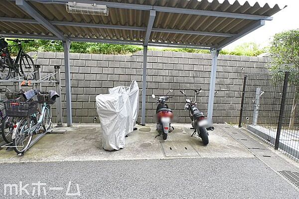 共用部 バイク置き場