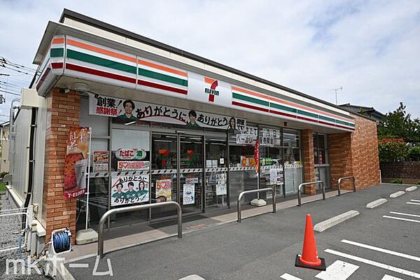 セブンイレブン三郷早稲田5丁目店 徒歩2分。 160m